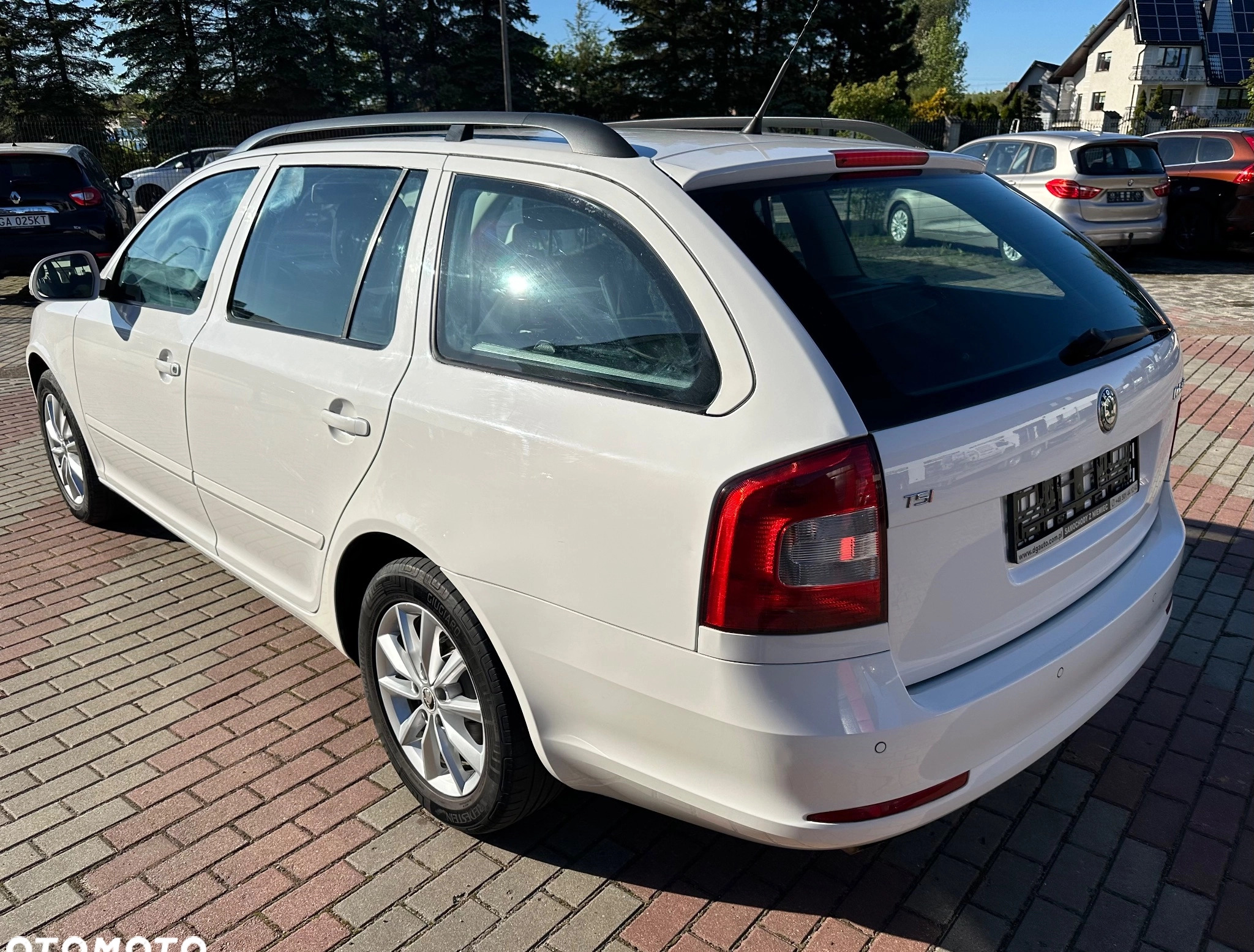 Skoda Octavia cena 23900 przebieg: 186000, rok produkcji 2009 z Barcin małe 407